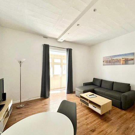 Central And Modern Valletta Flat Exterior photo